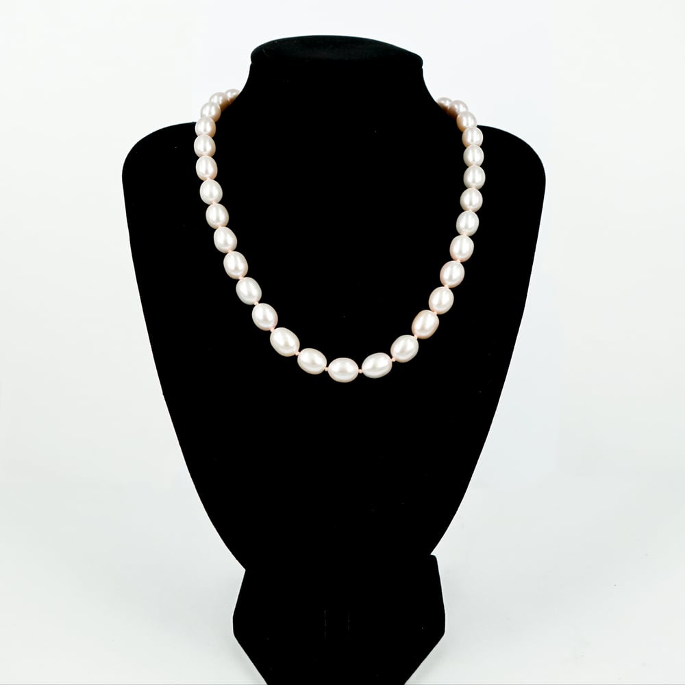 Image of White/peach freshwater pearl necklace cp1132