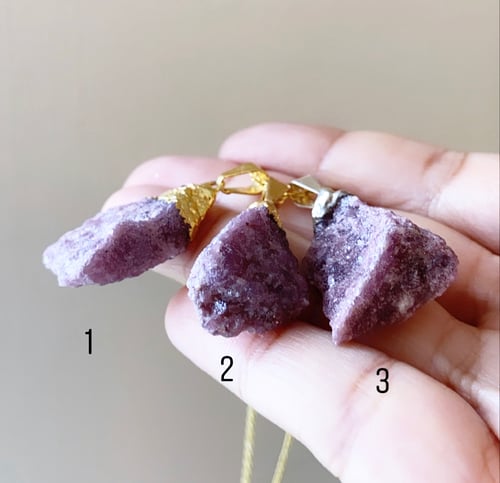 Image of LEPIDOLITE necklace