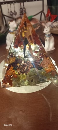 Image 1 of Pyramide-lampe Égypte ANCRAGE & PROTECTION