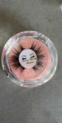 Image 1 of Hustler Bunny Lashes 