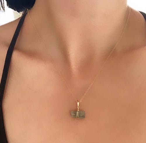 Image of LABRADORITE necklace
