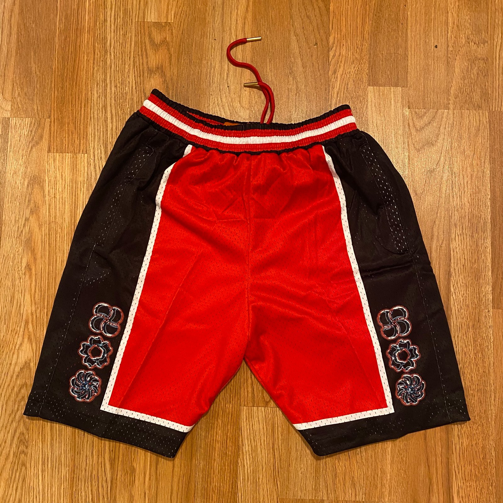 Black / Red Basketball Shorts | Live'n 