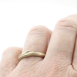 Image of gold apple twig ring
