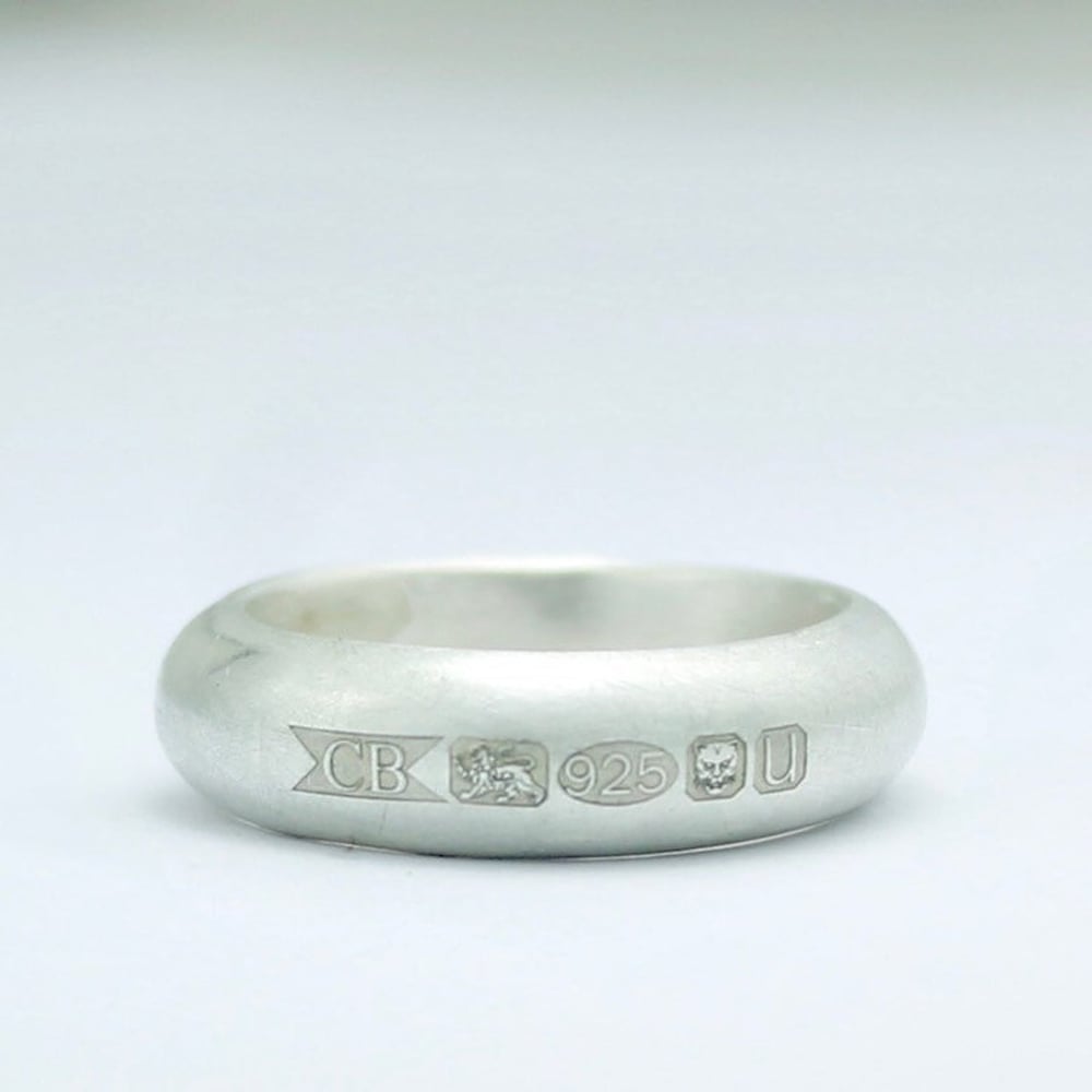 Image of Extra wide feature hallmark ring (brushed)