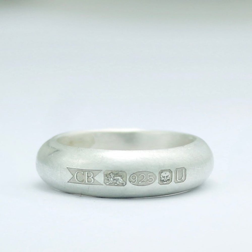 Image of Extra wide feature hallmark ring (brushed)