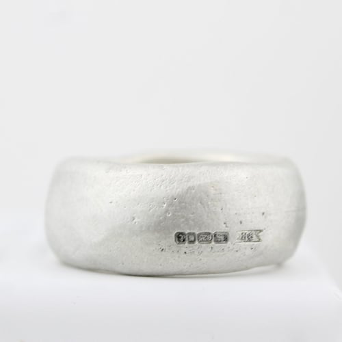 Image of The chunky organic ring in silver