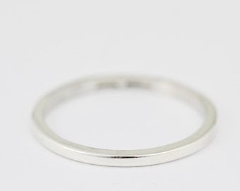 Image of HANDMADE SILVER RING 1.5MM WIDE (SHINY)