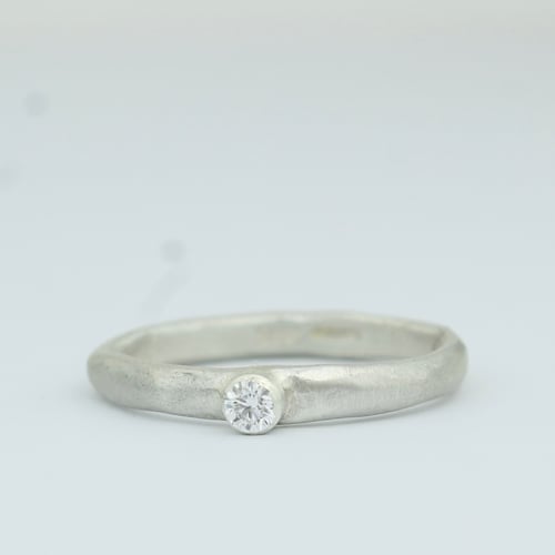 Image of THE MIDI DIAMOND RING IN SILVER