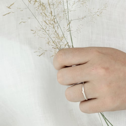 Image of The ‘Mimi oak twig ring with diamond