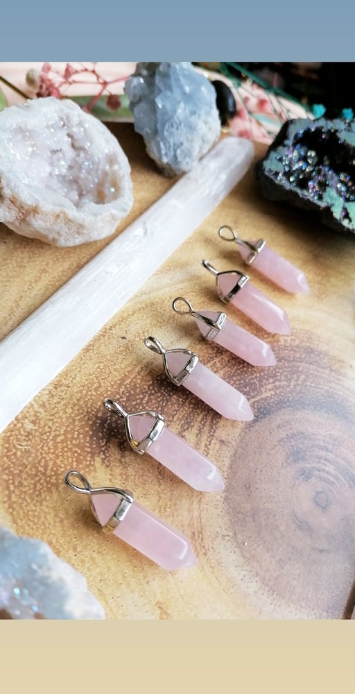 Image of Rose quartz point necklace 