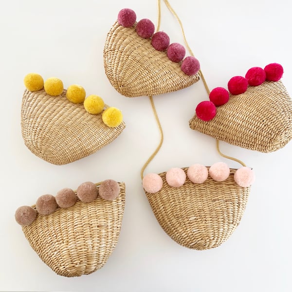 Image of Summer Pom Straw Purses