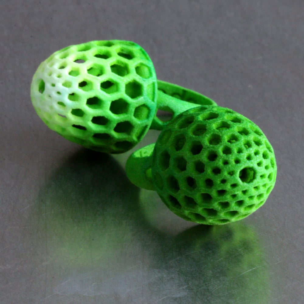 Image of 3D printed ring BEHAVE green