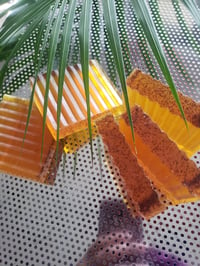 Exfoliating turmeric face bar