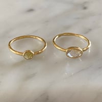 Image 2 of 18K GOLD RING WITH  OVAL RUDILATED QUARTZ 