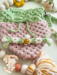 Image 1 of Queen Bee Short Headband