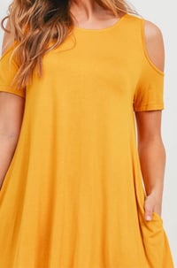 Image 5 of Everyday Cold Shoulder Short Sleeve Pocket Dress