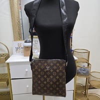 Our Favorite Everyday Crossbody (brown monogram)