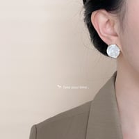 Image 4 of Circle earrings 圆形耳钉
