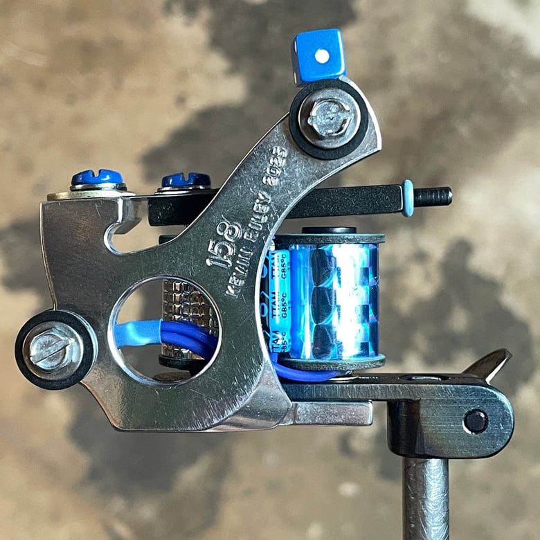 Image of 158/2025 Aluminum AMR Supreme Liner 