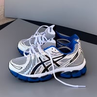 Image 1 of size: us9 uk8 eu42.5  cm27