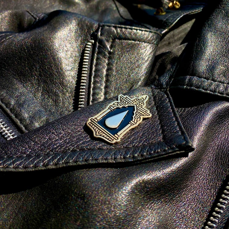 Golden Door Pin Image 3