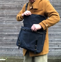Image 5 of Black satchel in waxed canvas / Musette with leather cross body strap UNISEX