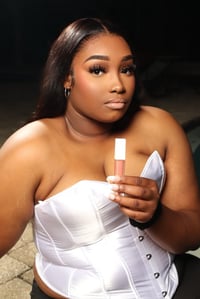 Image 1 of Allure Gloss (Georgia Peach)