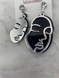 Image 3 of FACE SHAPE DANGLE EARRINGS sob