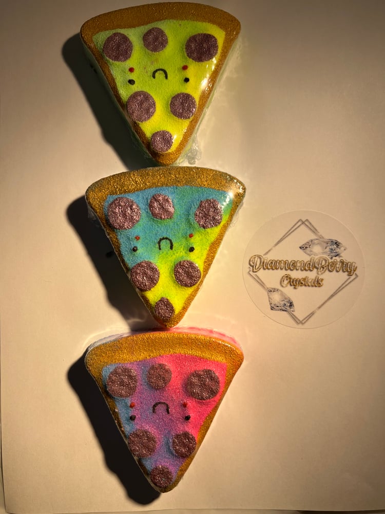 Image of  Rainbow Pizza Bath bombs 