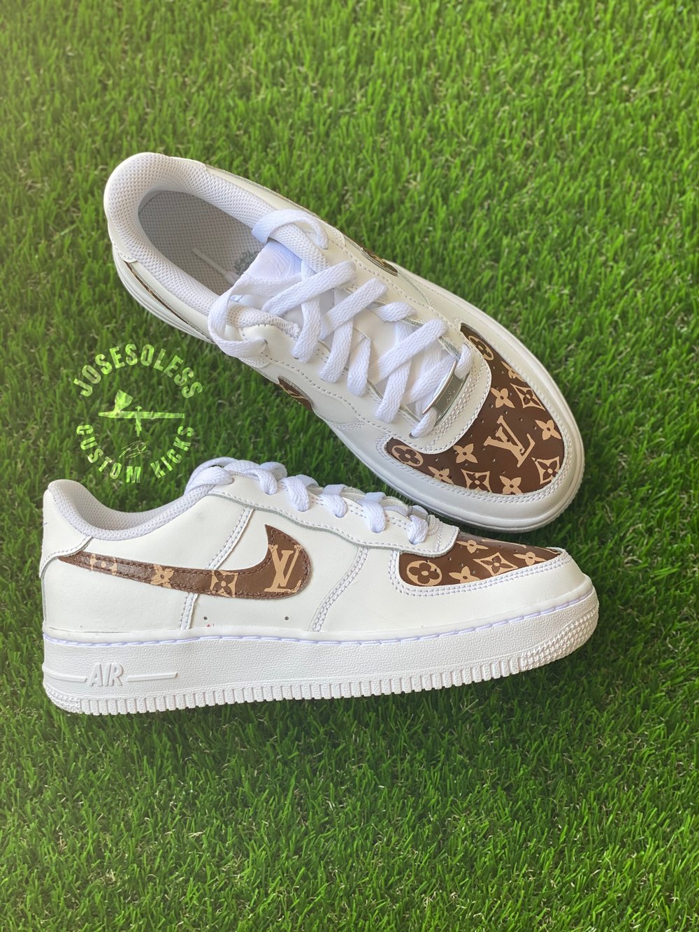 Air Force 1s “ Louis Vuitton OG “