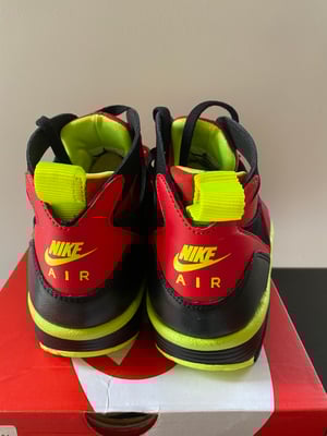 Image of Nike Air Trainer Huarache Size 9.5 Men