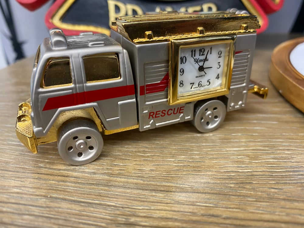 Novelty Emergency Vehicle Clock