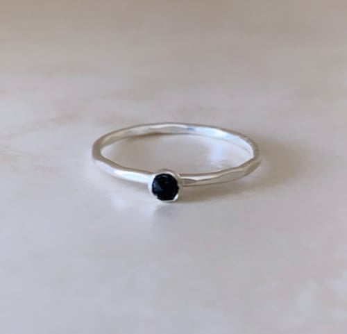 Image of NISI ring black (also available in sterling silver)