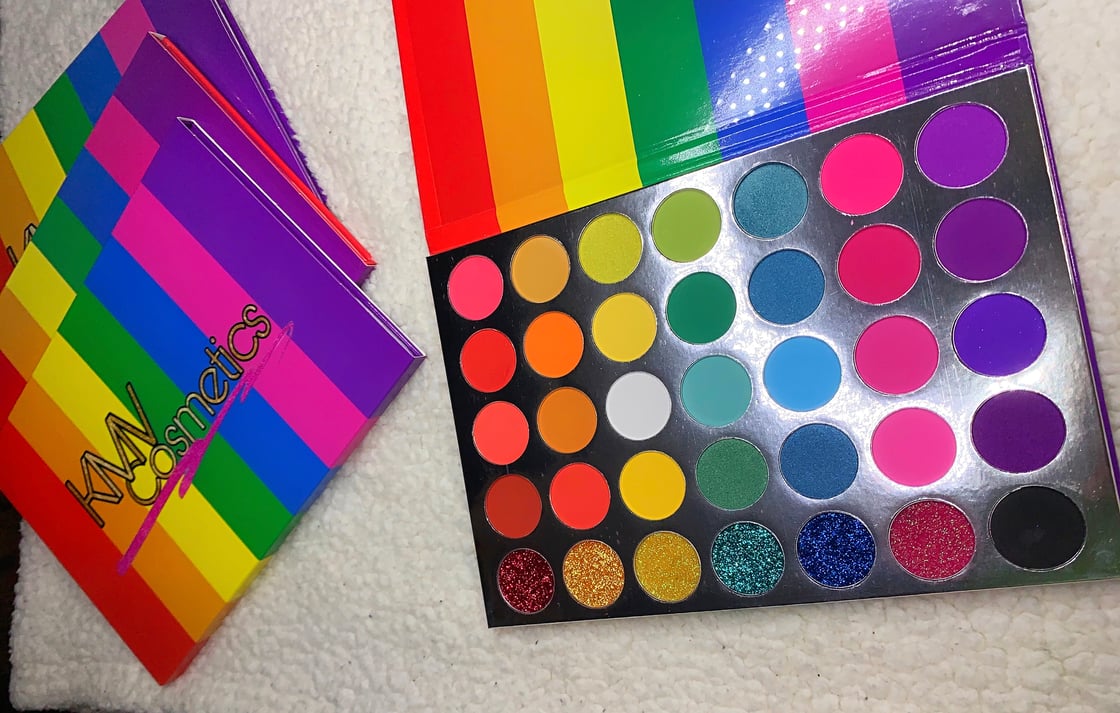 Image of Vivid Eyeshadow Palette