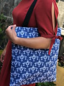 Image 2 of HONEYBEES SKURO BLE  (Crete) TOTE BAG