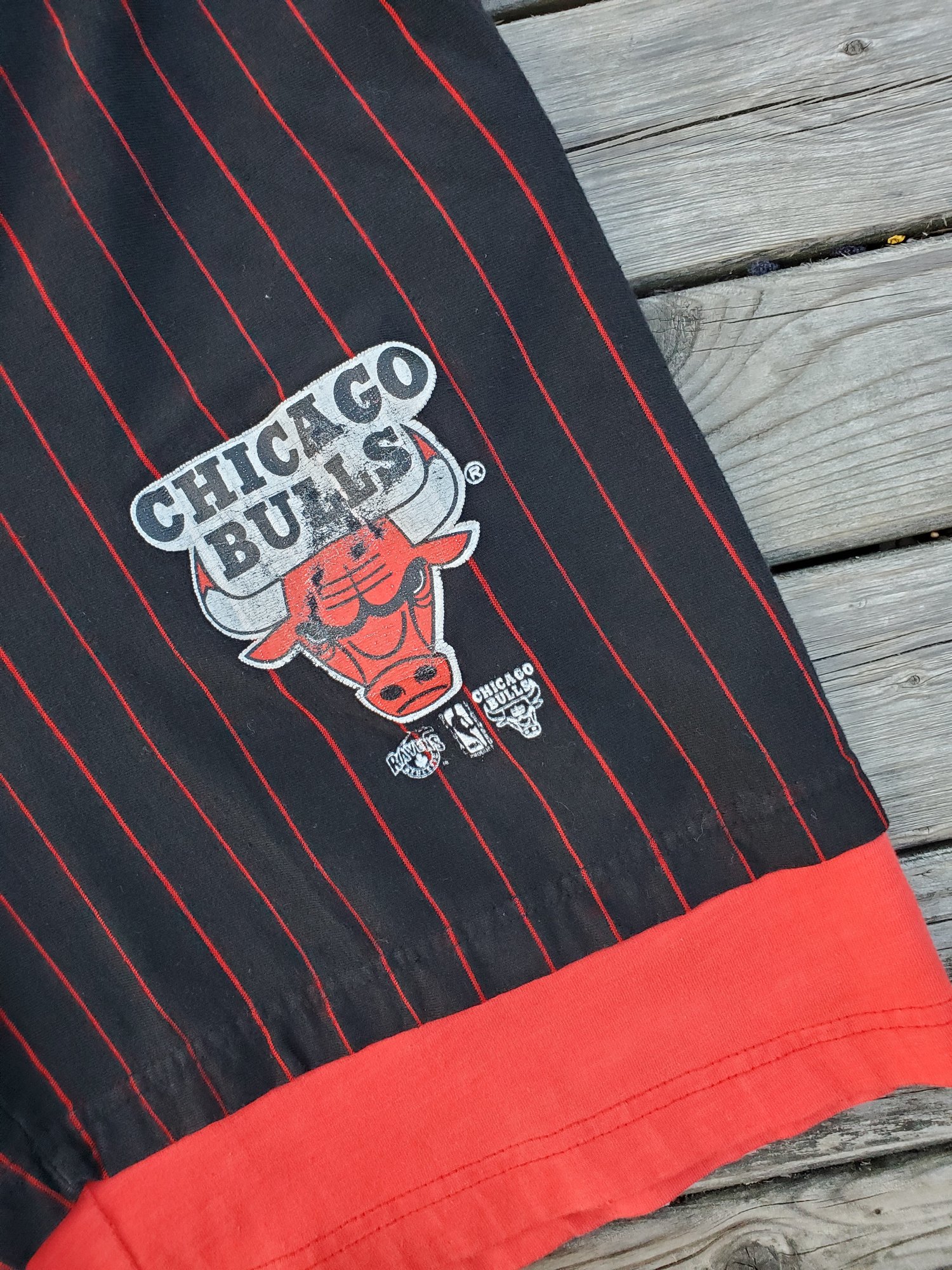 Image of 1996 CHICAGO BULLS Shorts By Raven
