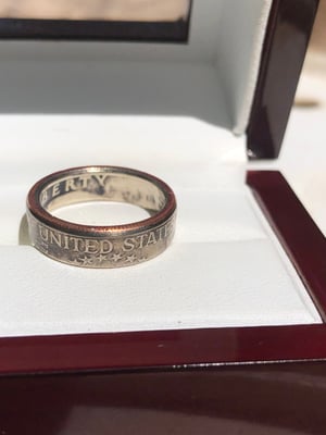 Image of Bicentennial quarter ring (tails side)