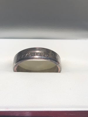 Image of Bicentennial quarter ring (face side)