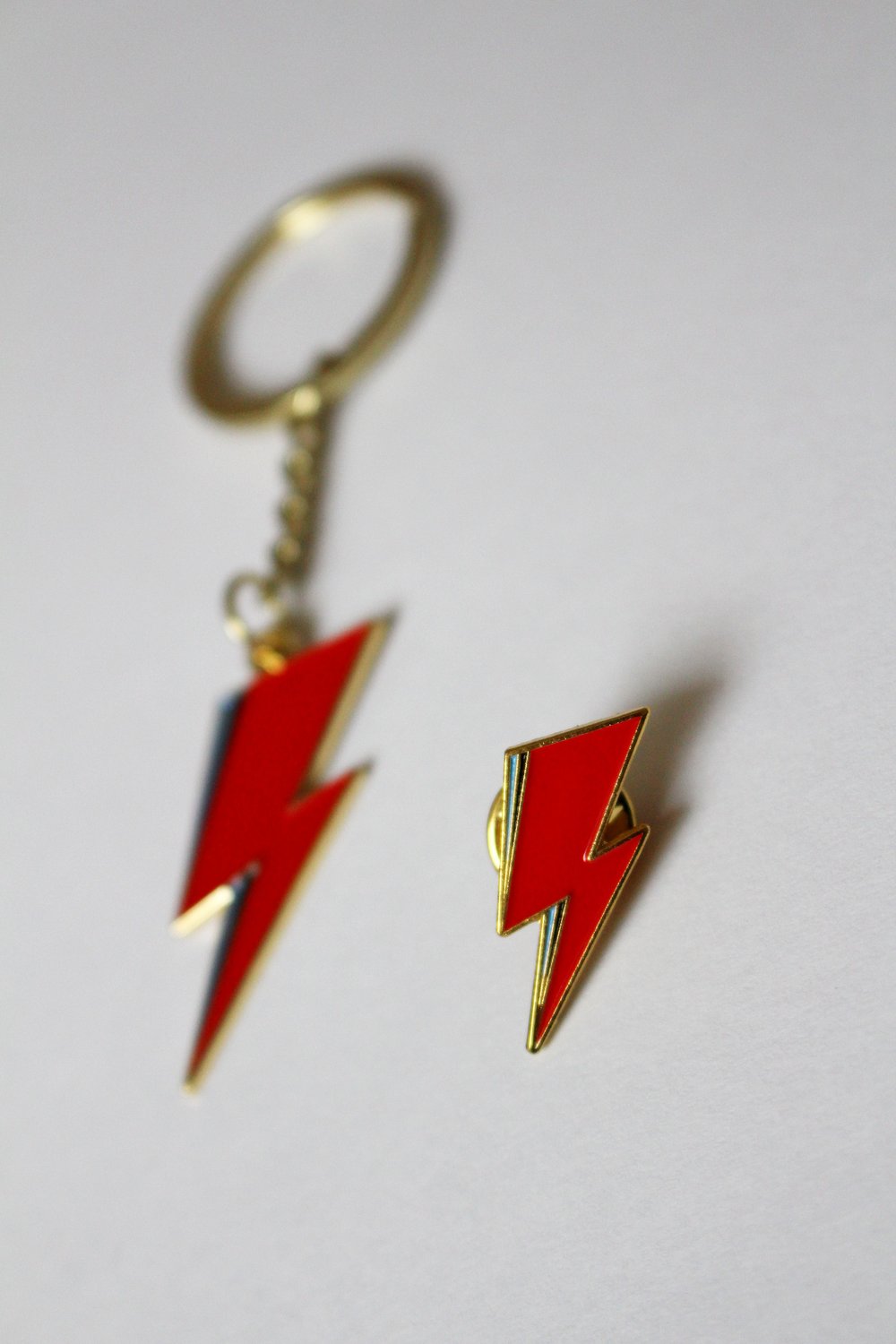 Lightning Bolt Keyring + Badge Set