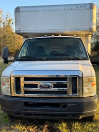 Image 1 of 2009 17’ GMC Box Truck