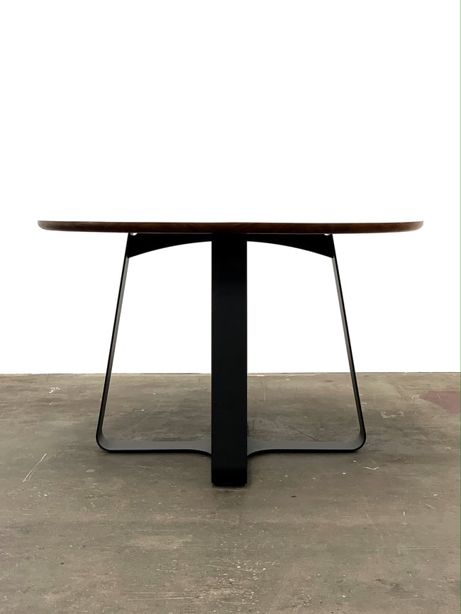 TAMARAMA DINING TABLE