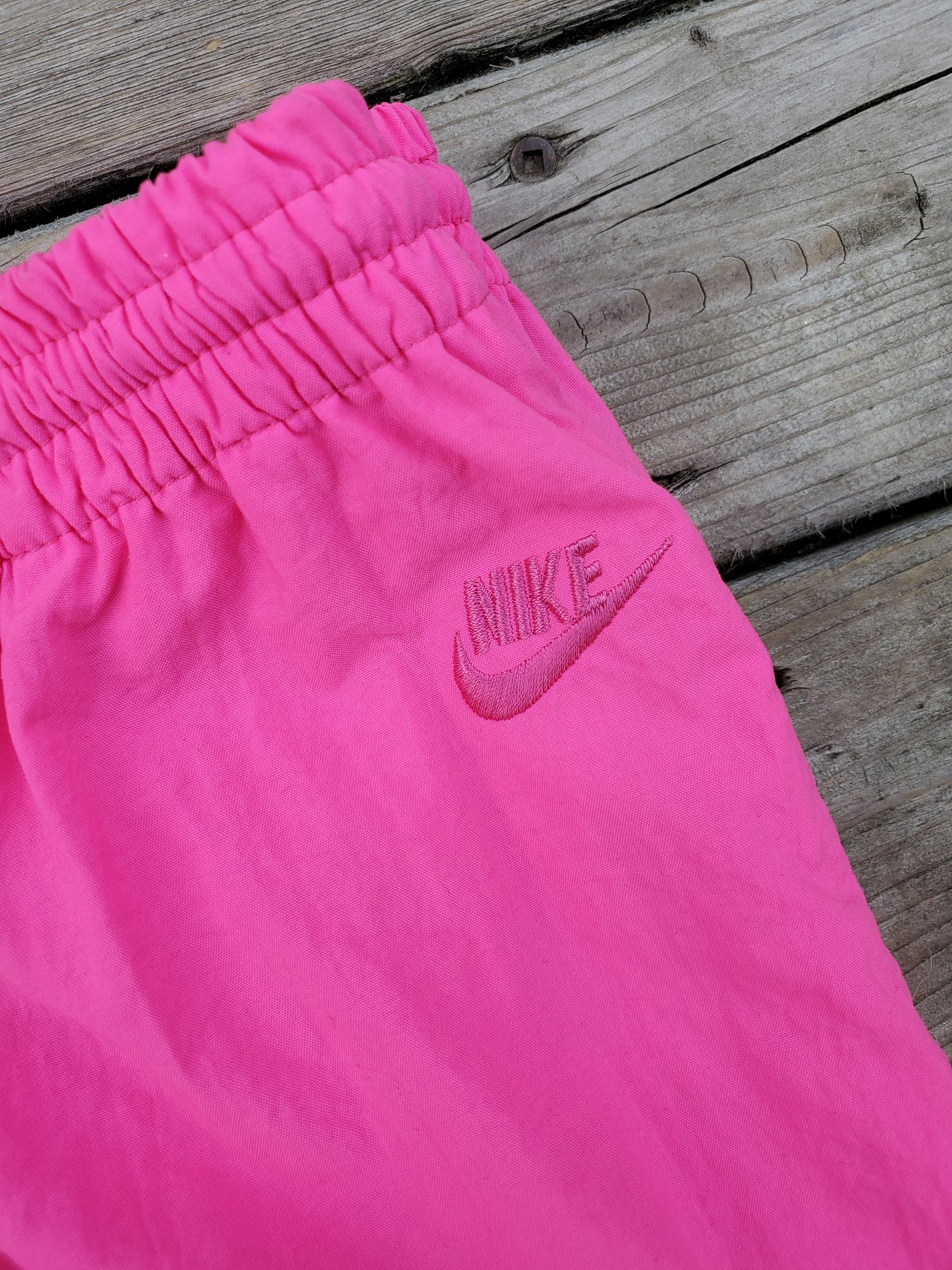 hot pink nike sweatpants