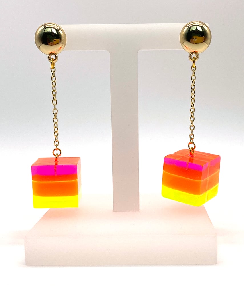 Image of Trio Mod Cube earrings