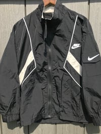 NIKE VINTAGE WINDBREAKER (BLK/TAN)