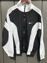 NIKE VINTAGE TRACK WINDBREAKER (WHT/BLK)