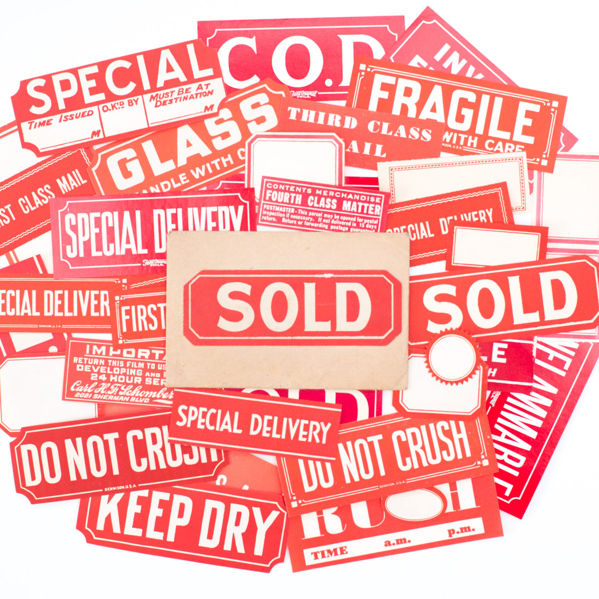 SaturdayAMVintage — Instant Collection of Red Labels