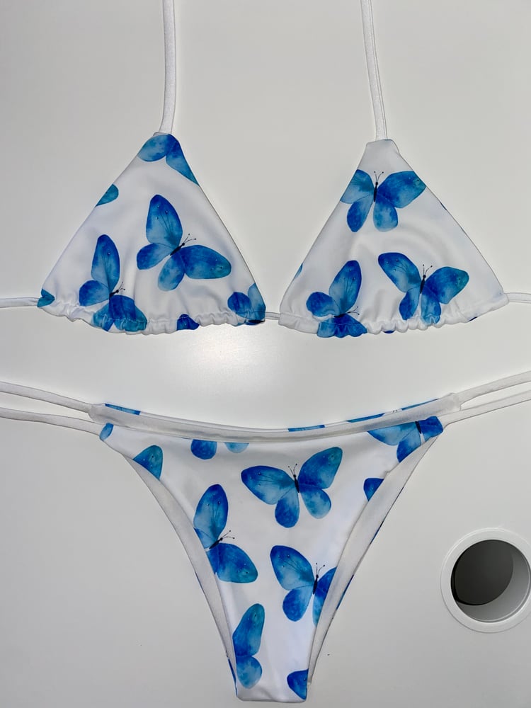Image of The Mariposa Bikini with triangle top 