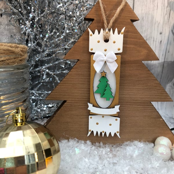 Image of Tree Christmas Cracker