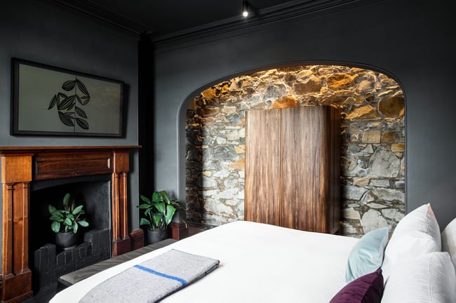 SEVEN DRINKS CABINET COMMERCIAL - LARGE