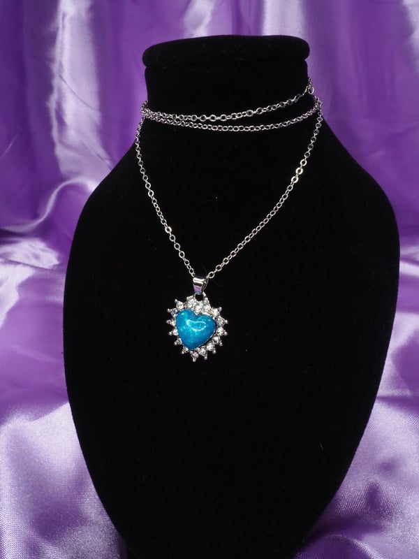 Image of Sky Sweet Heart Necklace